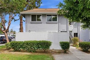 featured image of 9582 Pettswood Dr