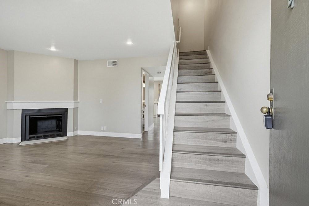 31 Briarwood - Photo 2 of 24