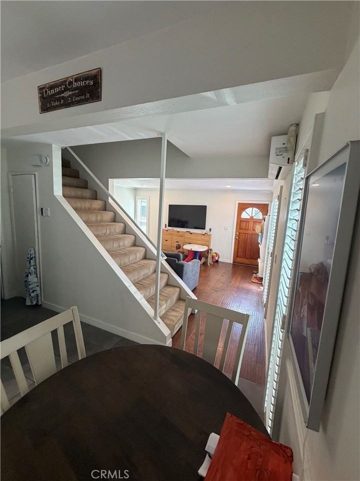 10403 Stratton Ct - Photo 5 of 22