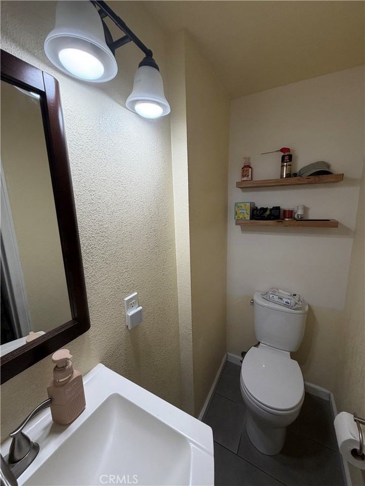 10403 Stratton Ct - Photo 7 of 22