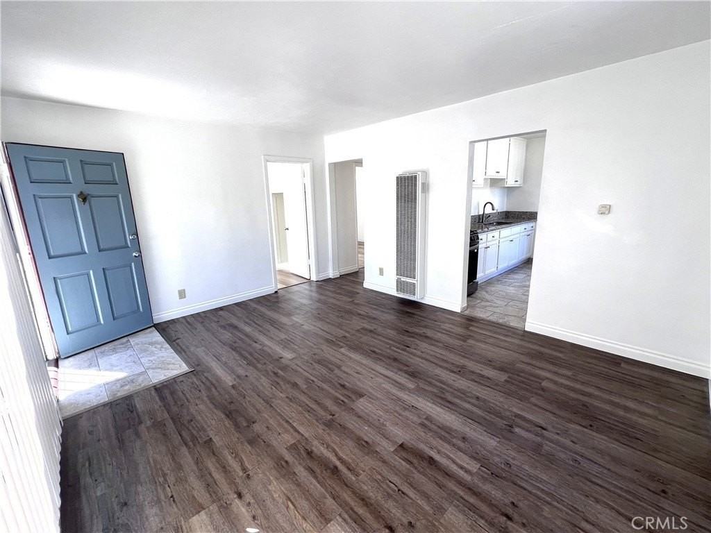 4431 W 166th St - Photo 2 of 13