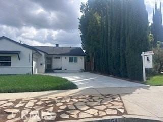 20754 Vose St - Photo 6 of 34