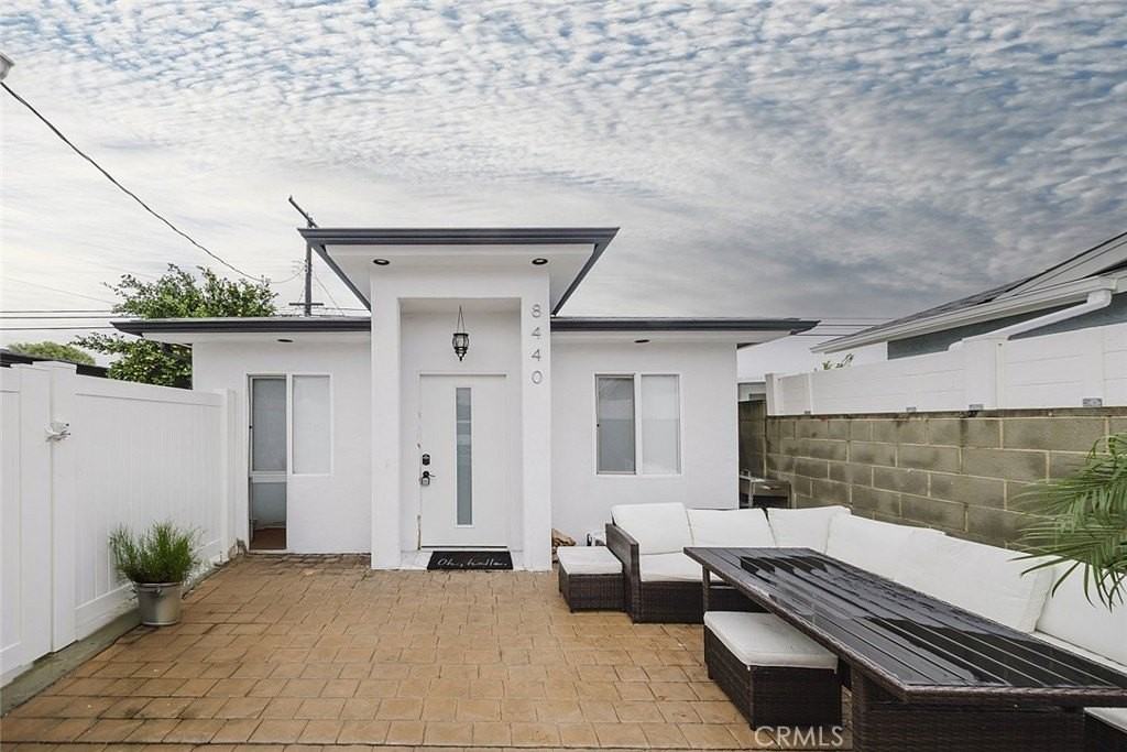 8440 Costello Ave - Photo 3 of 22