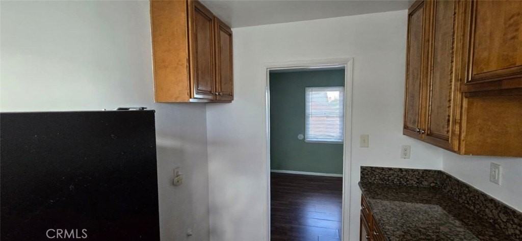 1228 Berkeley St #8 - Photo 5 of 6