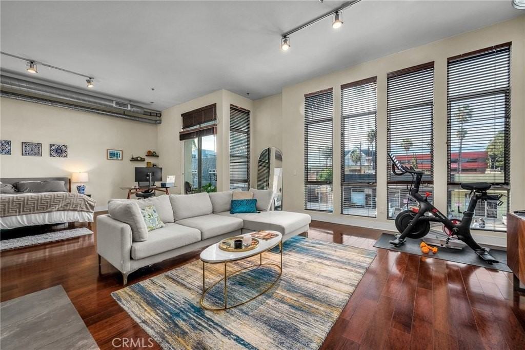 13320 Beach Ave #202 - Photo 4 of 21