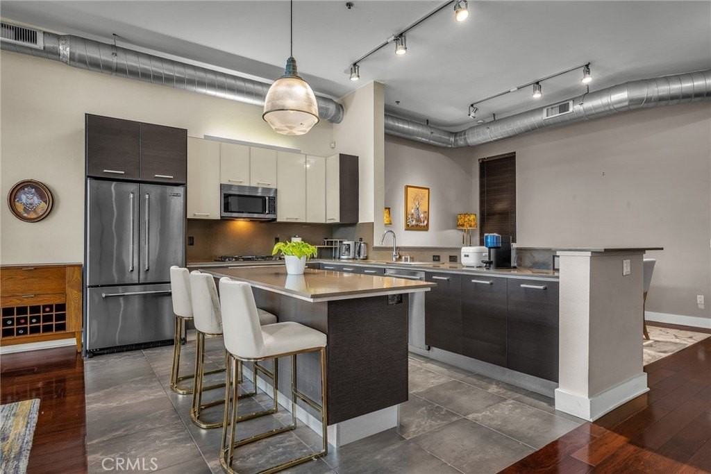 13320 Beach Ave #202 - Photo 6 of 21