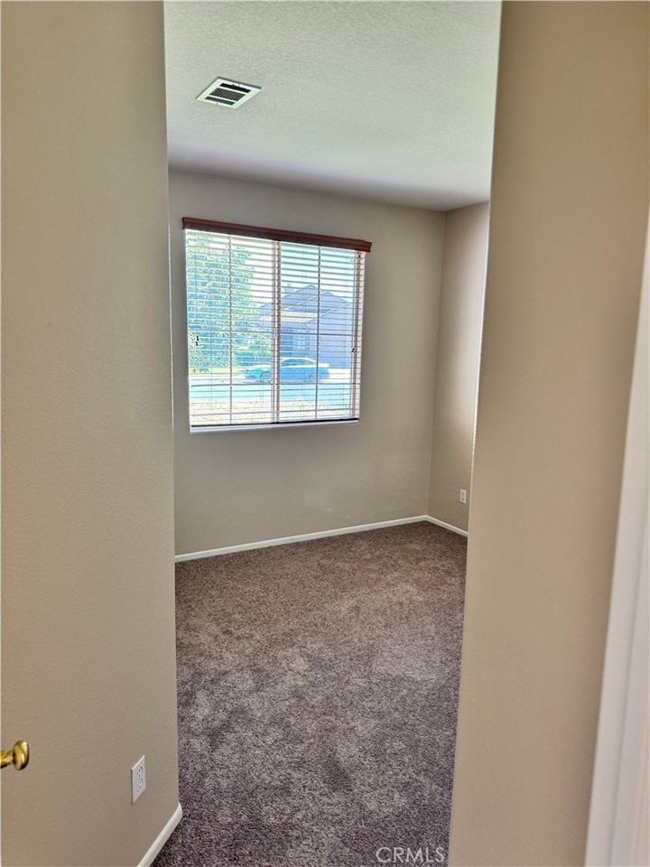 29395 Warm Creek Way - Photo 6 of 21