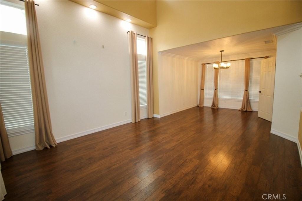 30499 Covecrest Cir - Photo 7 of 40