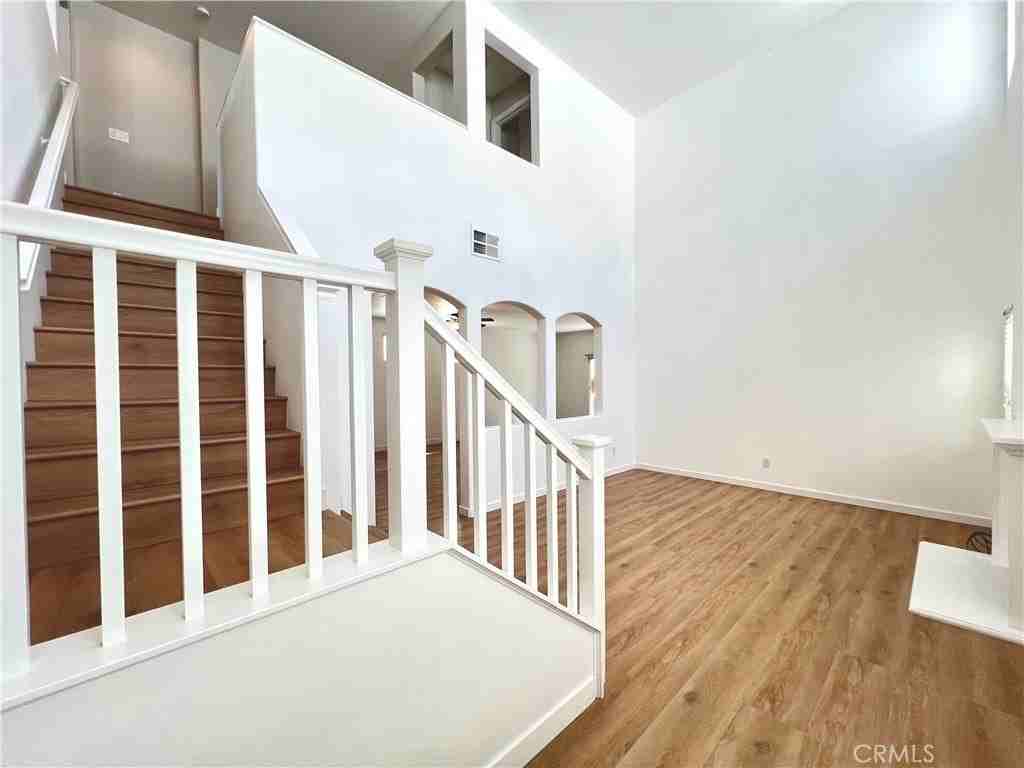 12930 Canary Ct - Photo 3 of 31