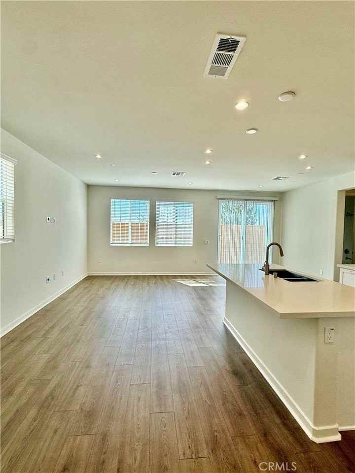 16055 Montenegro Ln - Photo 3 of 17