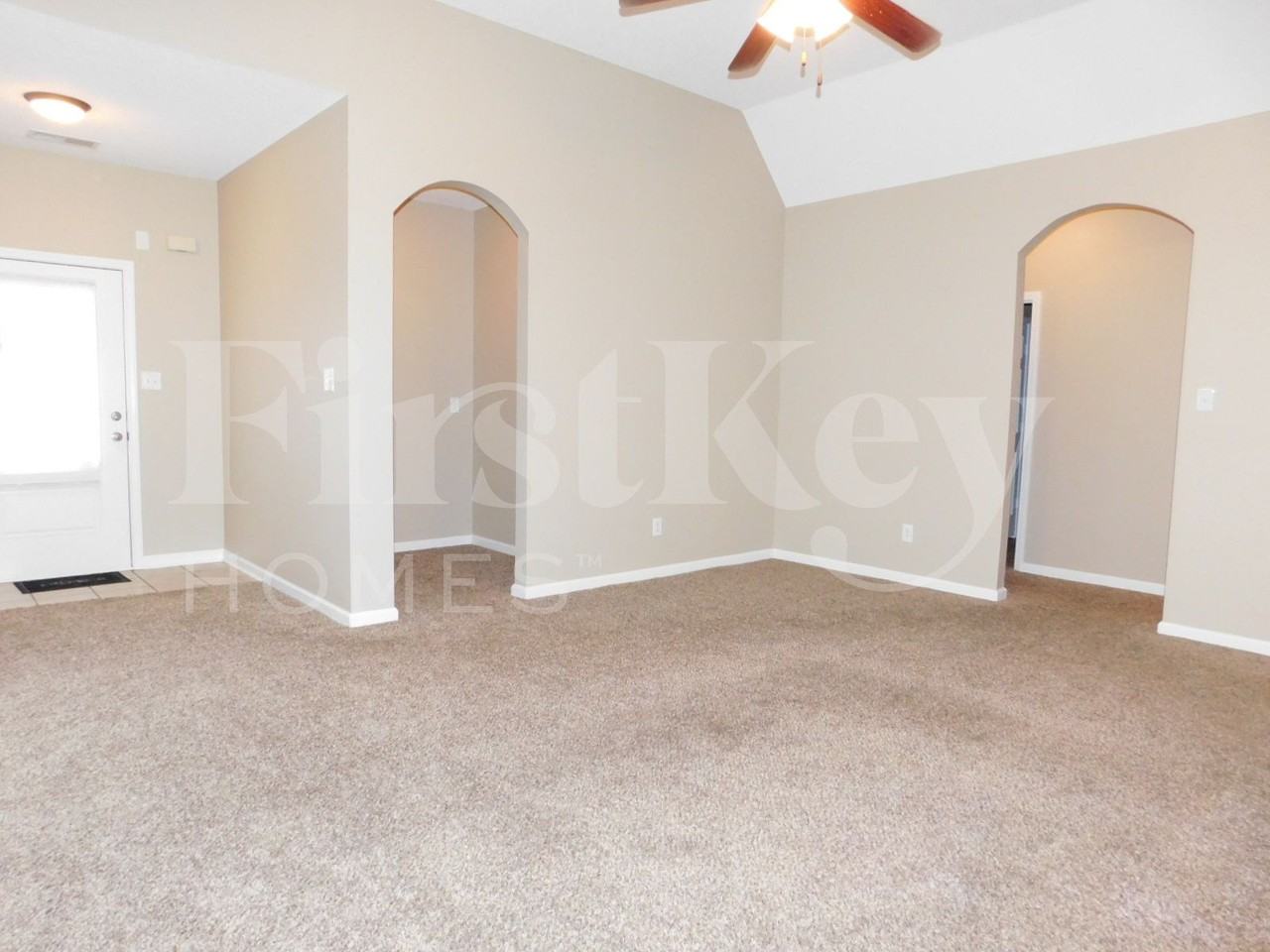 9279 Windy Meadow Ln - Photo 3 of 18