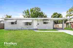 featured image of 844 Date Palm Dr