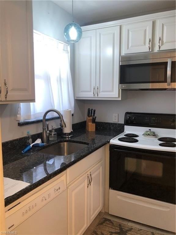 150 Turtle Lake Ct #310 - Photo 3 of 42