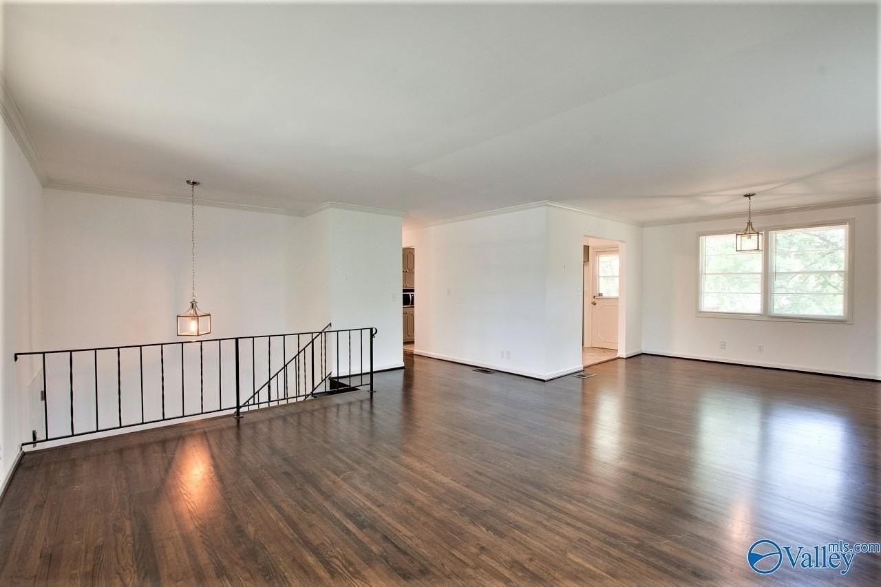 5630 Woodridge St Sw - Photo 6 of 25