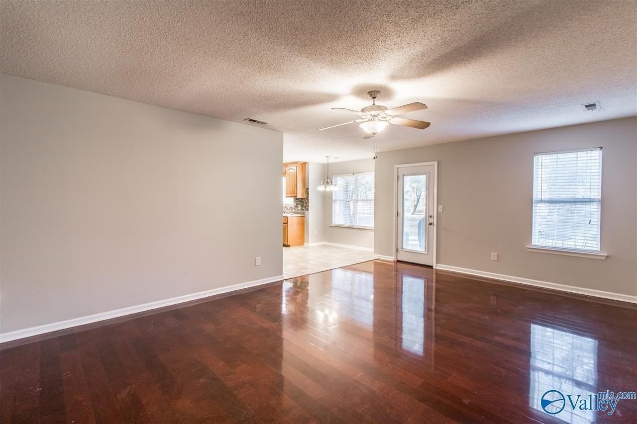 123 Ann Bradley Dr - Photo 2 of 22