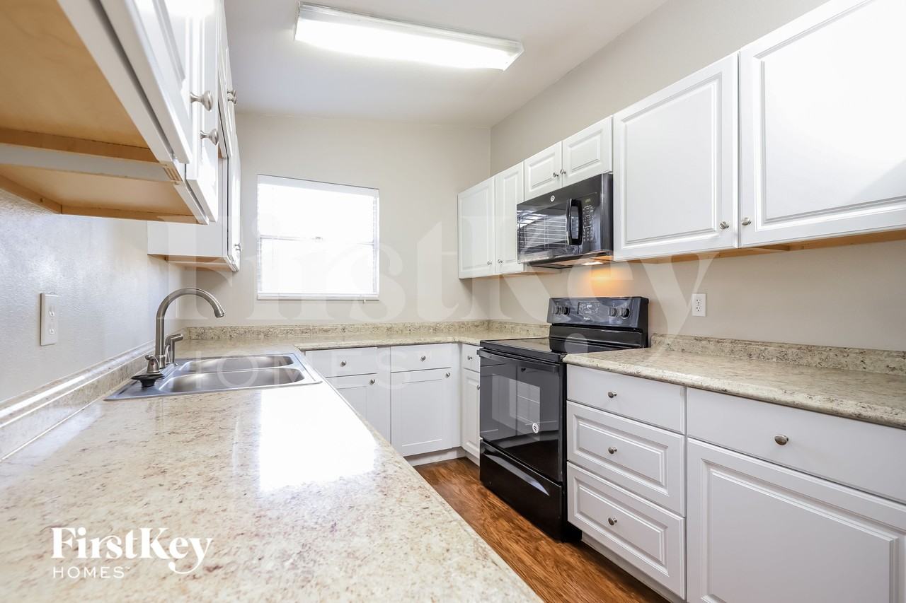 6127 Bright Valley Dr - Photo 7 of 15