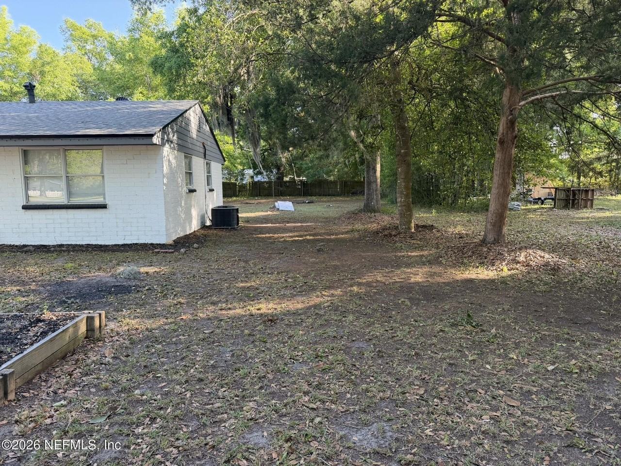 85064 Radio Ave - Photo 3 of 27