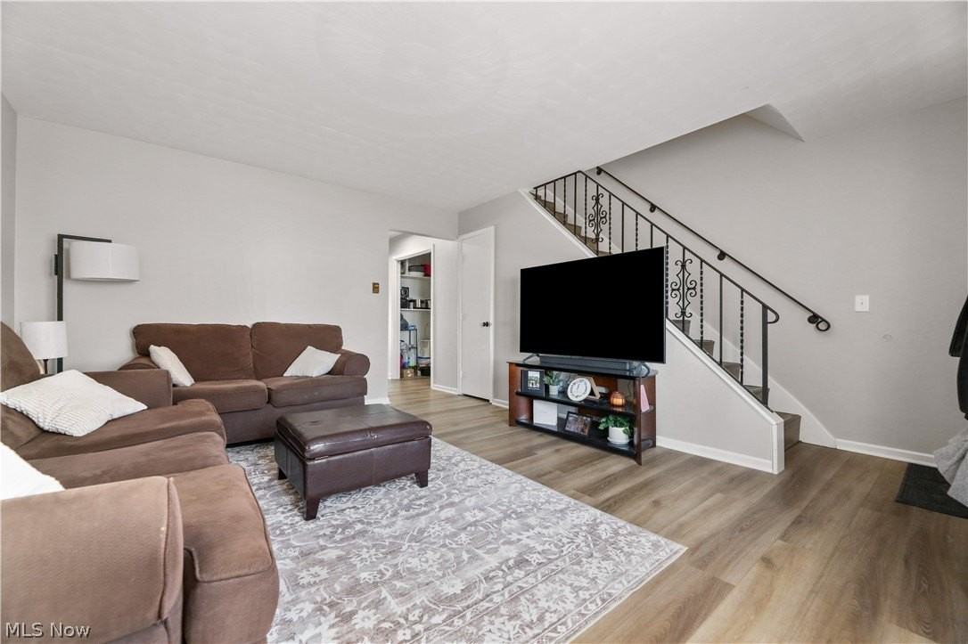 12447 Cleveland Ave Nw - Photo 6 of 49