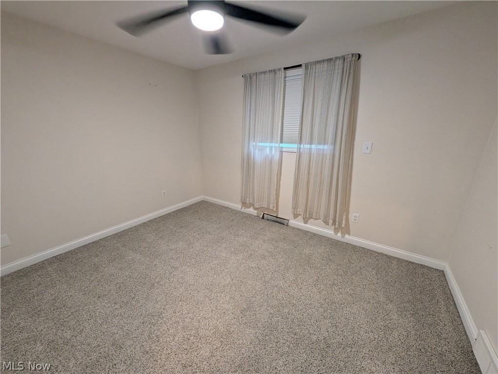 8645 Courtland Dr - Photo 6 of 16