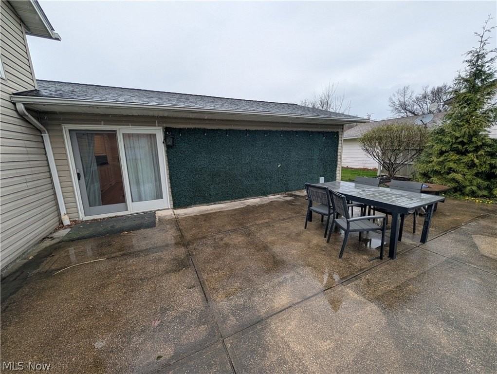 8645 Courtland Dr - Photo 7 of 16