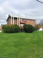 featured image of 9976 Darrow Rd #6