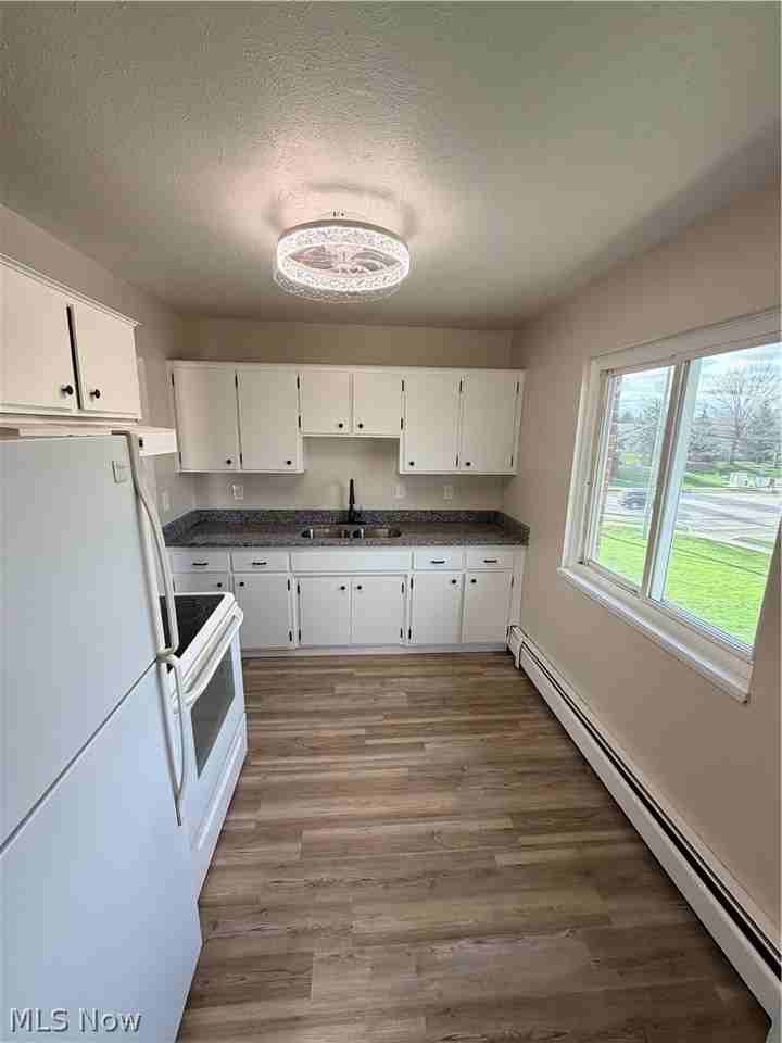 9976 Darrow Rd #6 - Photo 6 of 21