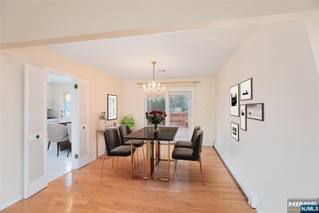 97 Heights Rd - Photo 3 of 13