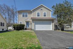 31 Ashwood Ave - Photo 1 of 1