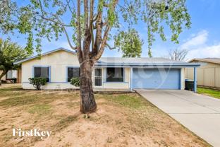 2719 E Charleston Ave - Photo 1 of 1