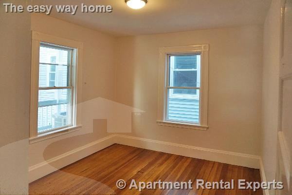 40 Calvin St #2 - Photo 5 of 9