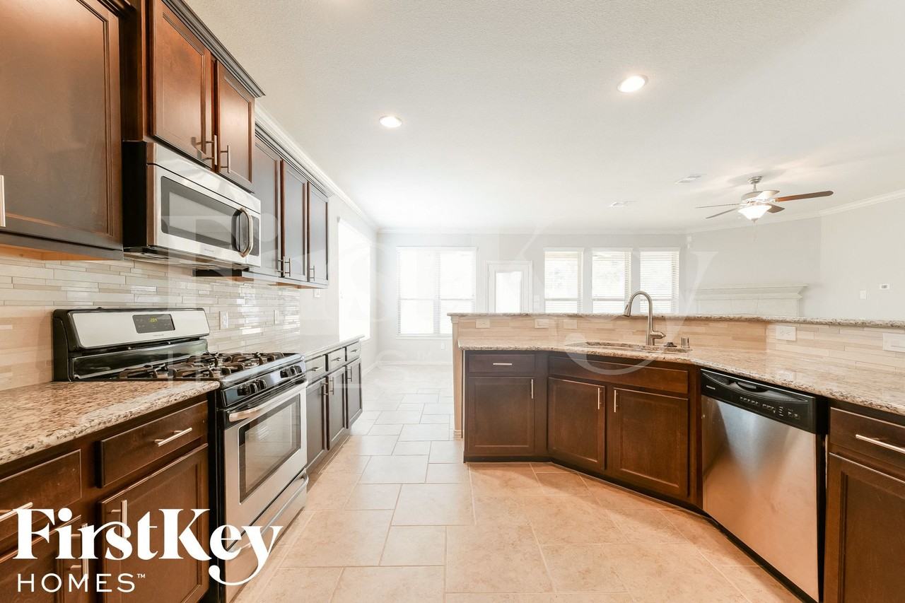 23139 Mestina Knoll Dr - Photo 5 of 15