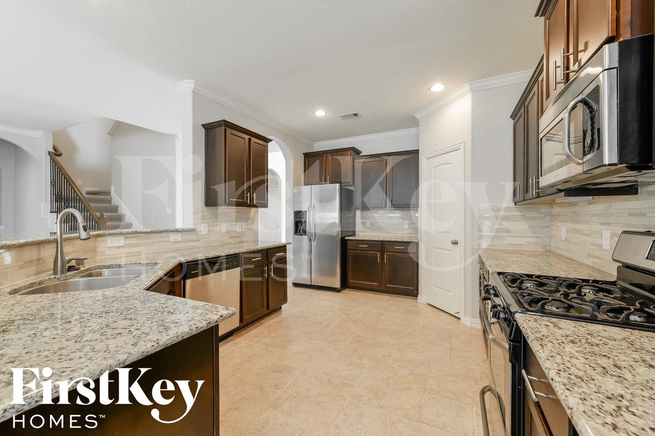 23139 Mestina Knoll Dr - Photo 6 of 15