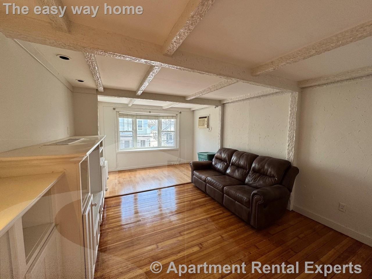 57 Clarendon Ave - Photo 2 of 29