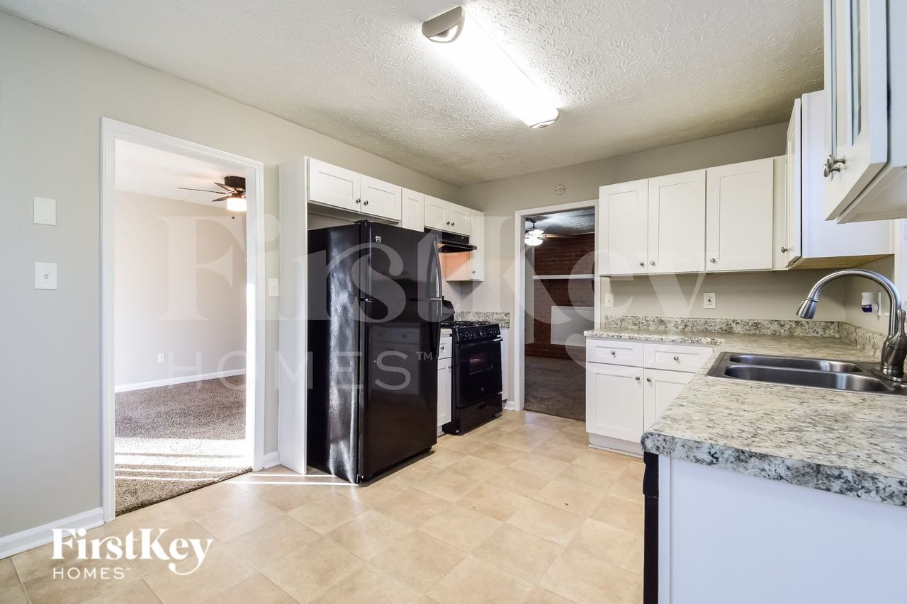 213 Mill Trce - Photo 5 of 16