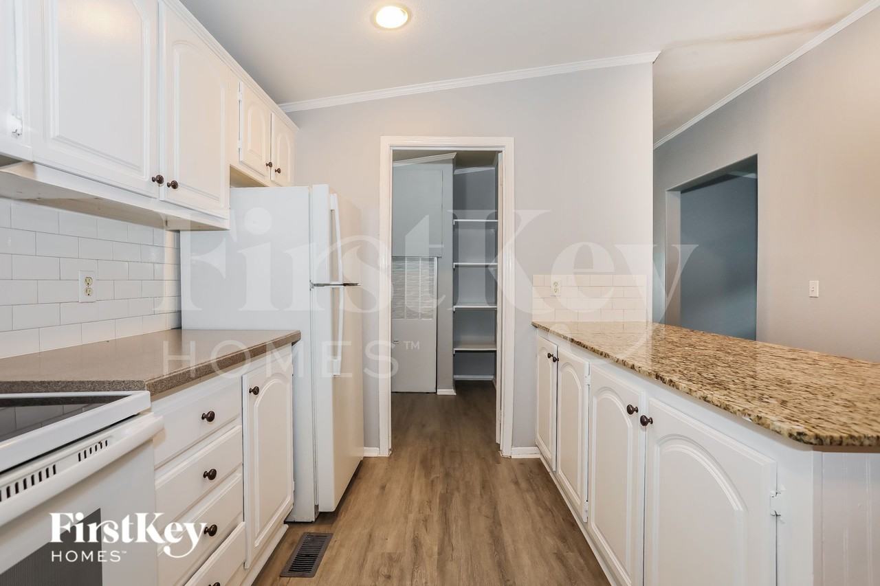 21035 Sweet Blossom Ln - Photo 5 of 15