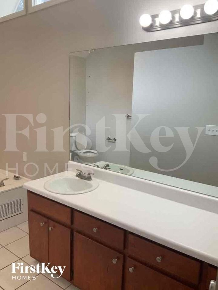 1583 Pates Creek Rd - Photo 6 of 11