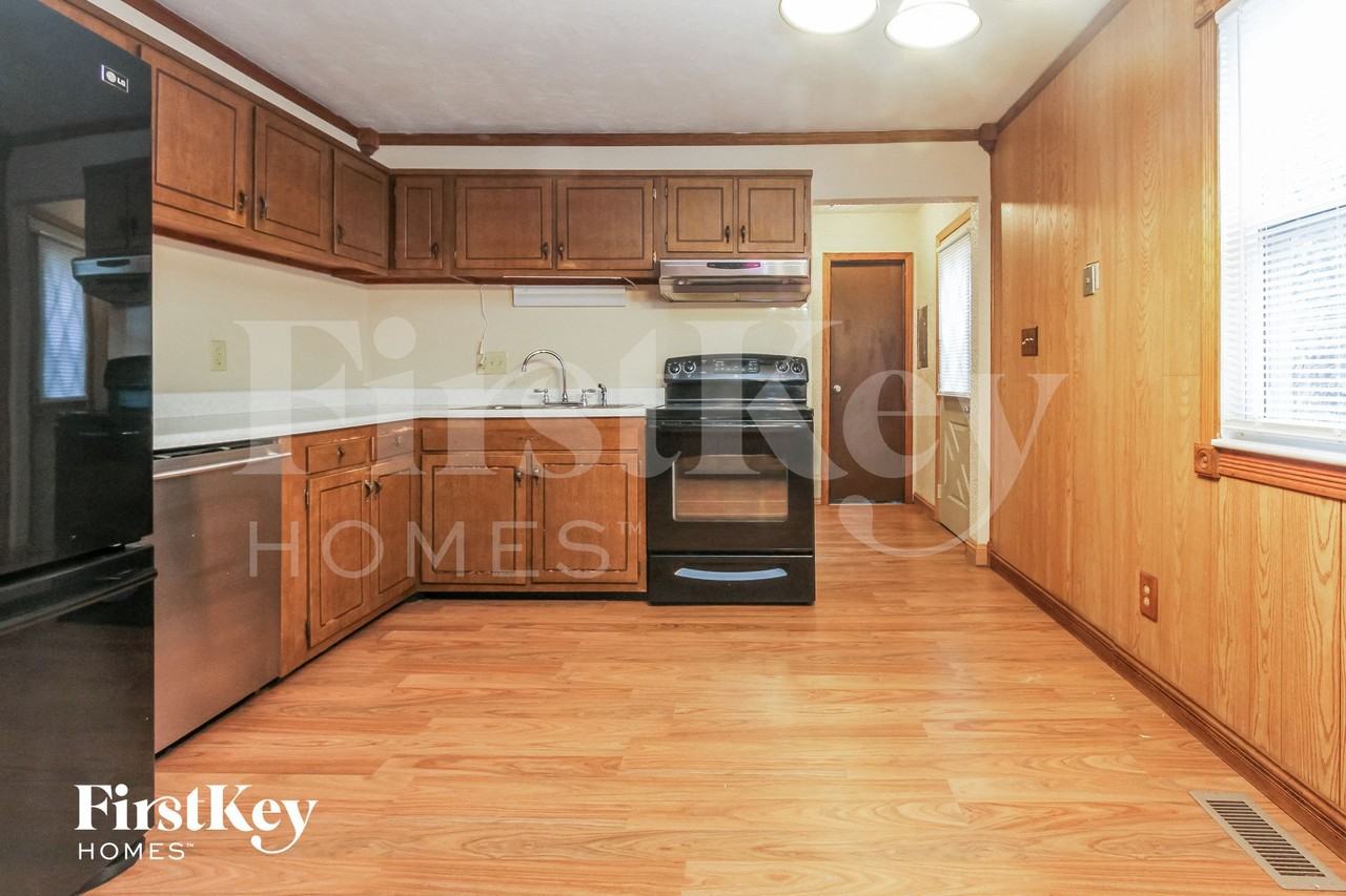 1426 Moores Mnr - Photo 6 of 15