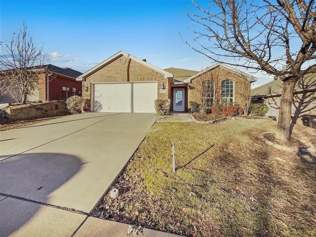 3916 Big Thicket Dr - Photo 2 of 14