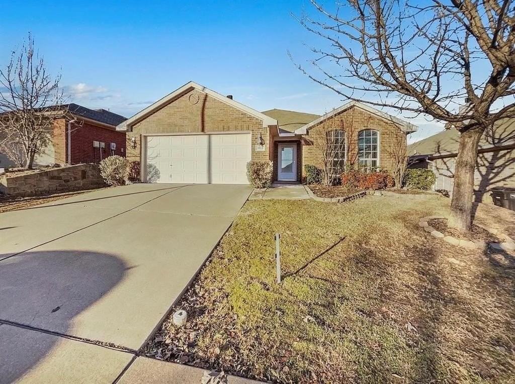 3916 Big Thicket Dr - Photo 3 of 14