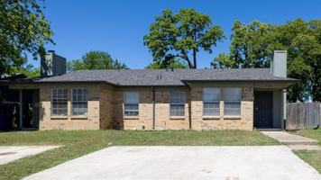 featured image of 741 Woodland Ct