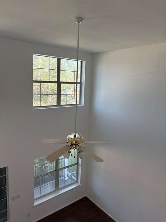 314 Stephanie St - Photo 5 of 17