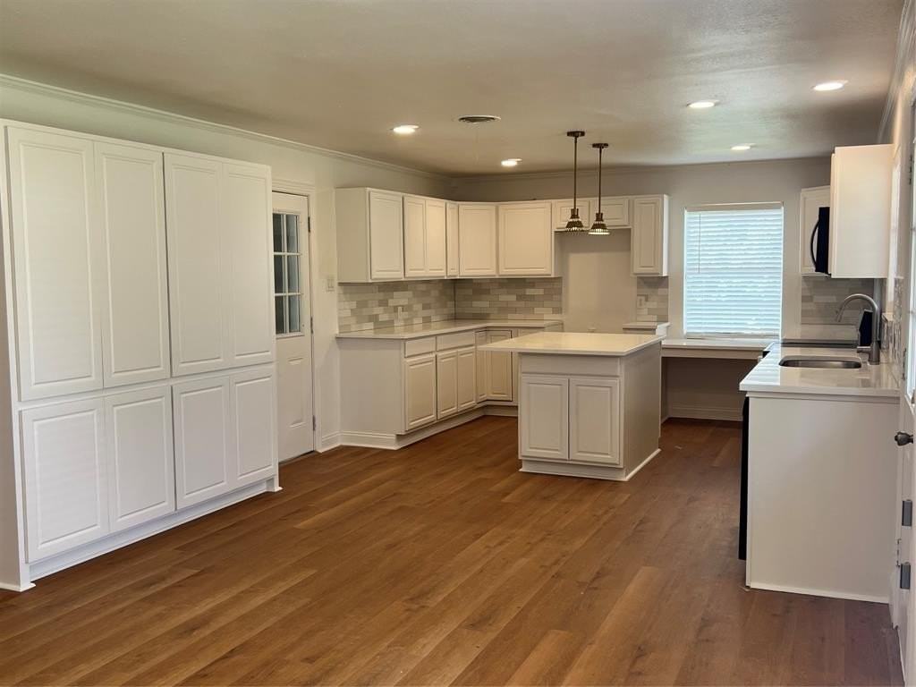 2406 Ridgecrest Dr - Photo 4 of 22