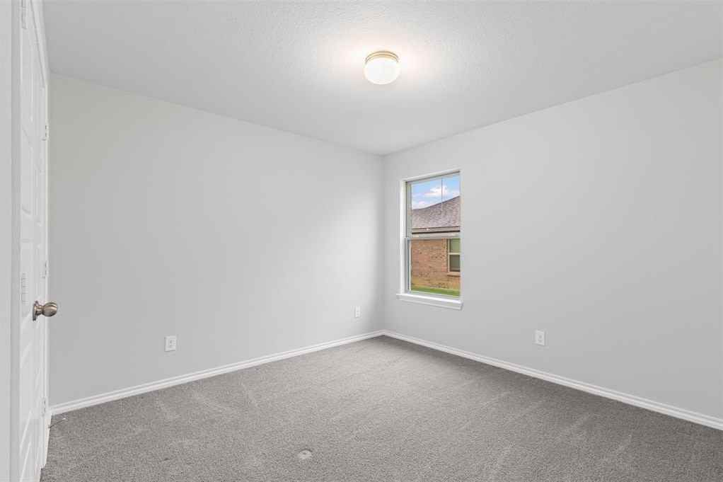 4807 Avion Dr - Photo 6 of 16