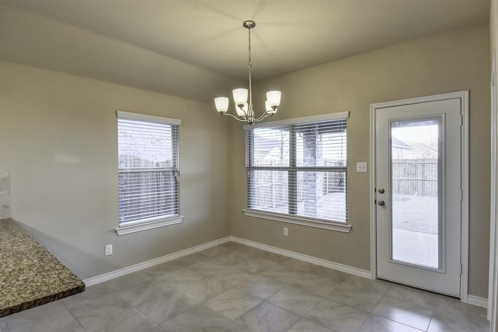 10016 Kemah Pl - Photo 7 of 30