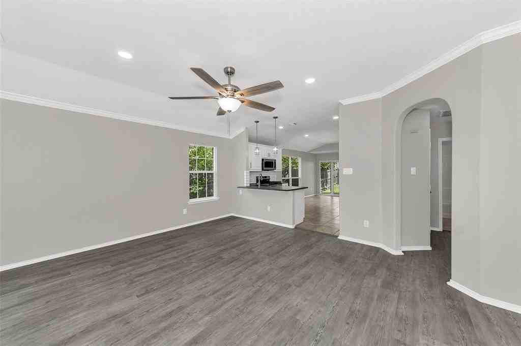 2201 Sweetwood Dr - Photo 3 of 27