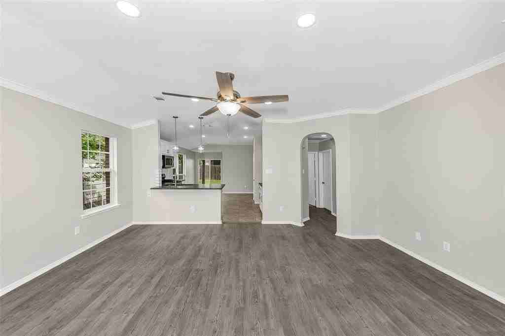 2201 Sweetwood Dr - Photo 4 of 27