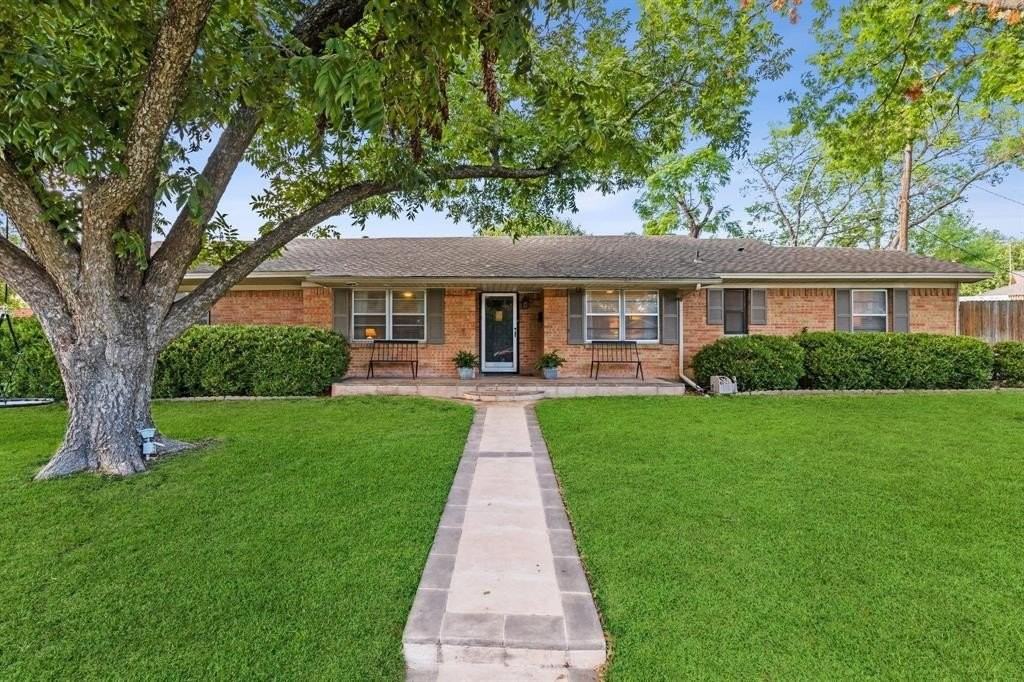 2127 Clarksdale Dr - Photo 2 of 18