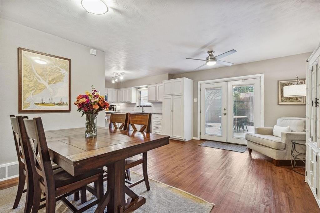 2127 Clarksdale Dr - Photo 7 of 18