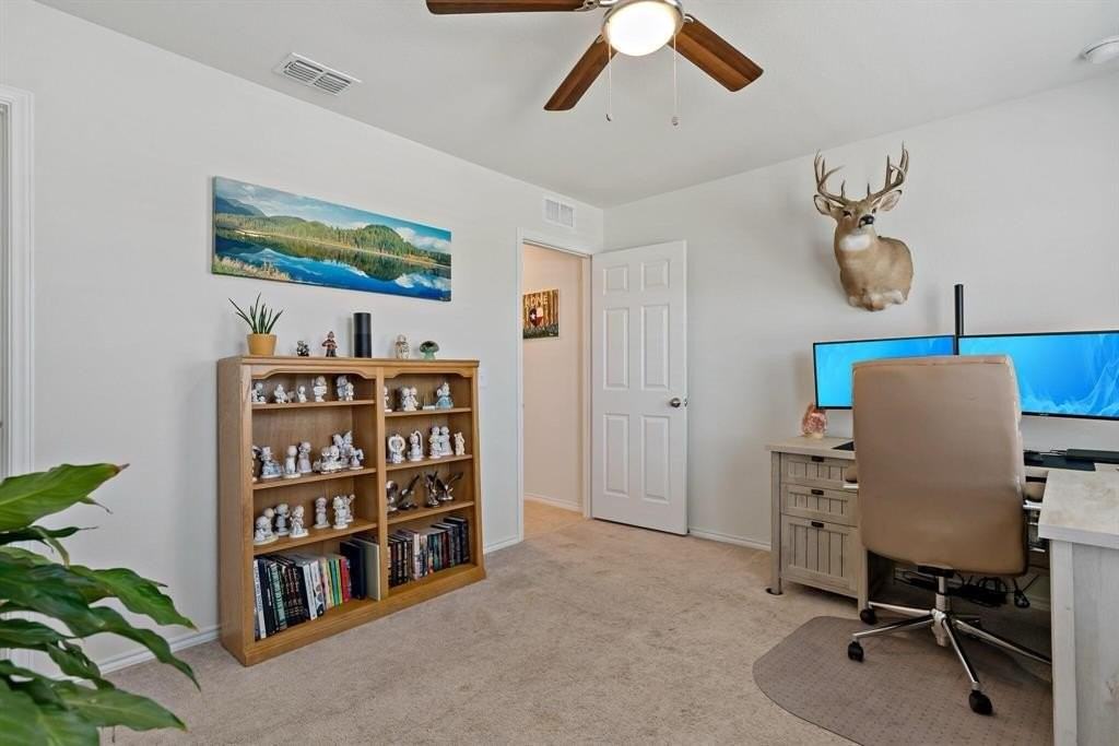 1413 Vernon Dr - Photo 3 of 28