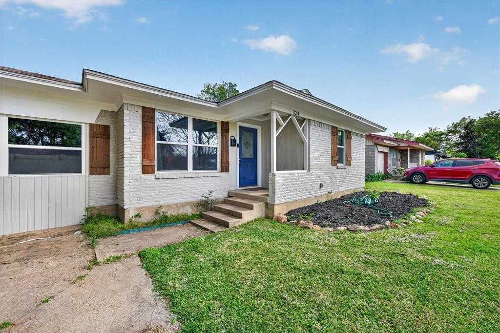 324 N Shore Pl - Photo 2 of 23